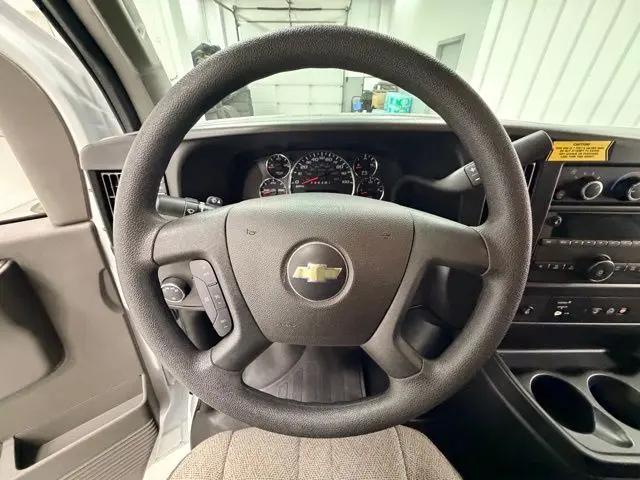 2025 Chevrolet Express Passenger RWD 3500 Extended Wheelbase LS