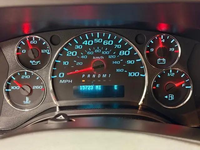 2025 Chevrolet Express Passenger RWD 3500 Extended Wheelbase LS