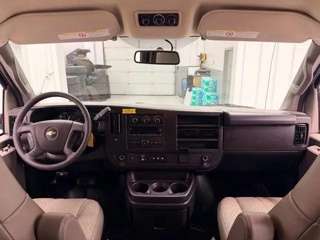 2025 Chevrolet Express Passenger RWD 3500 Extended Wheelbase LS