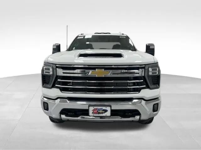 2026 Chevrolet Silverado 3500HD Crew Cab, Long Bed, LTZ Dual Rear Wheel, RWD