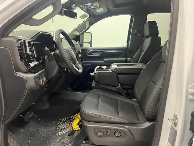 2026 Chevrolet Silverado 3500HD Crew Cab, Long Bed, LTZ Dual Rear Wheel, RWD