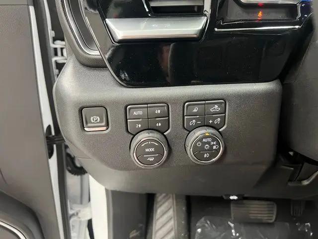 2026 Chevrolet Silverado 3500HD Crew Cab, Long Bed, LTZ Dual Rear Wheel, RWD