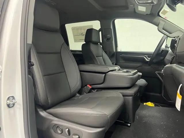 2026 Chevrolet Silverado 3500HD Crew Cab, Long Bed, LTZ Dual Rear Wheel, RWD