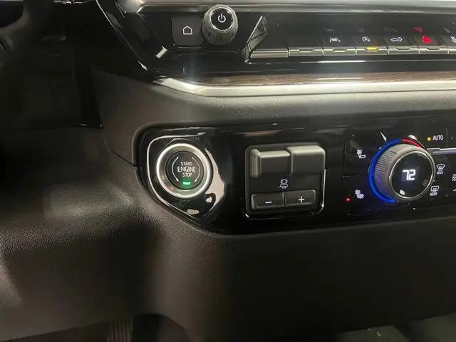 2026 Chevrolet Silverado 1500 4WD Crew Cab Short Bed LT with 2FL