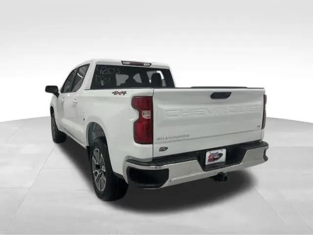2026 Chevrolet Silverado 1500 4WD Crew Cab Short Bed LT with 2FL