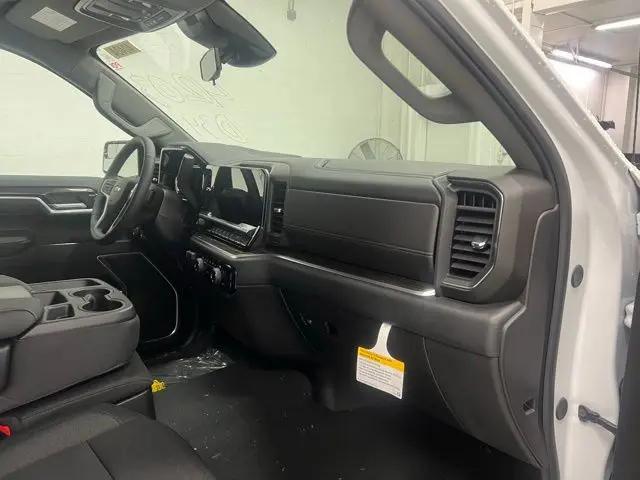 2026 Chevrolet Silverado 1500 4WD Crew Cab Short Bed LT with 2FL
