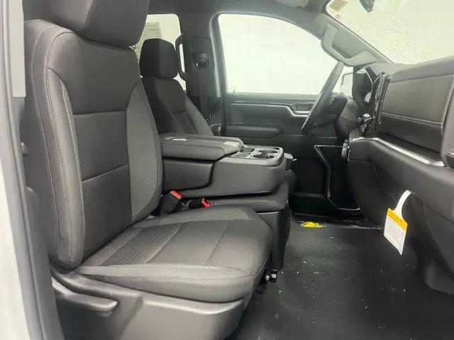 2026 Chevrolet Silverado 1500 4WD Crew Cab Short Bed LT with 2FL