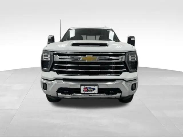 2026 Chevrolet Silverado 2500HD Crew Cab, Standard Bed, LTZ, 4WD