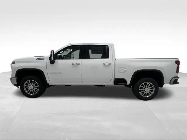 2026 Chevrolet Silverado 2500HD Crew Cab, Standard Bed, LTZ, 4WD