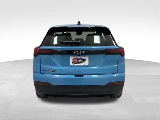 2027 Chevrolet Bolt LT FWD