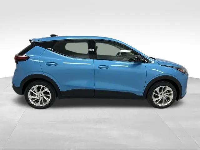 2027 Chevrolet Bolt LT FWD