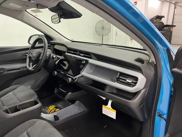 2027 Chevrolet Bolt LT FWD