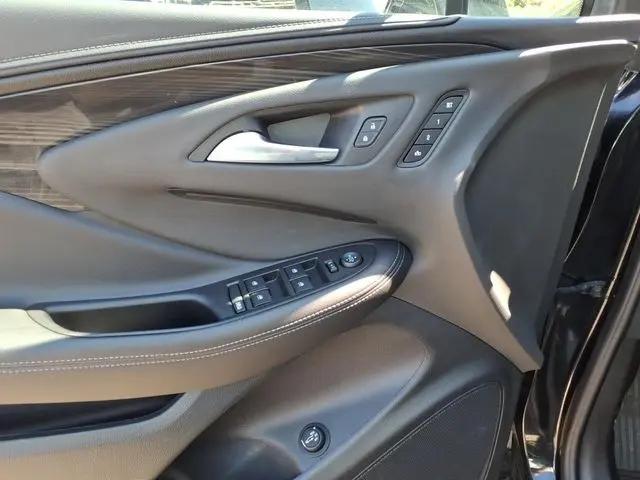 2019 Buick Envision AWD Essence