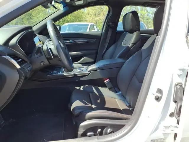 2023 Cadillac CT5 Sport