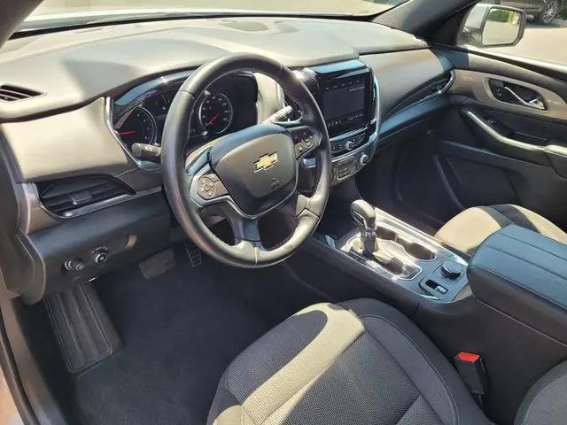 2023 Chevrolet Traverse AWD LT Cloth