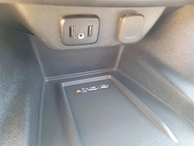 2023 Chevrolet Traverse AWD LT Cloth