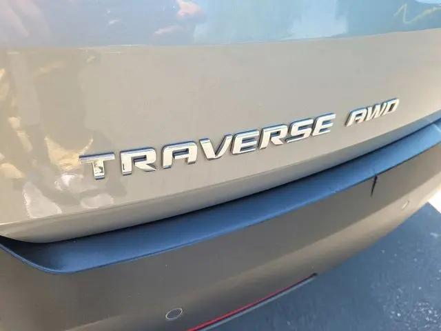 2023 Chevrolet Traverse AWD LT Cloth