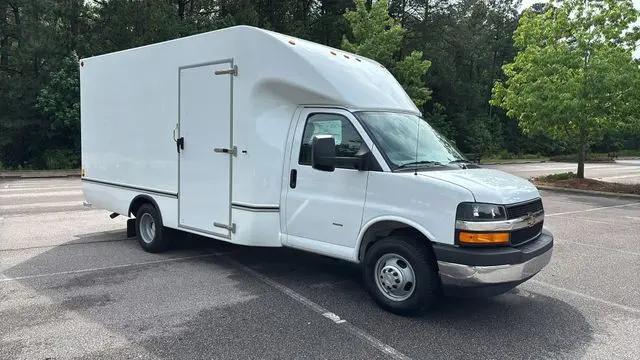 2026 Chevrolet Express Cutaway Work Van