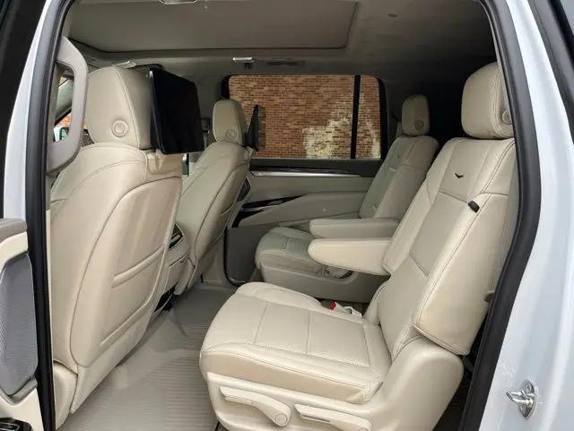 2026 Cadillac Escalade ESV Platinum Sport