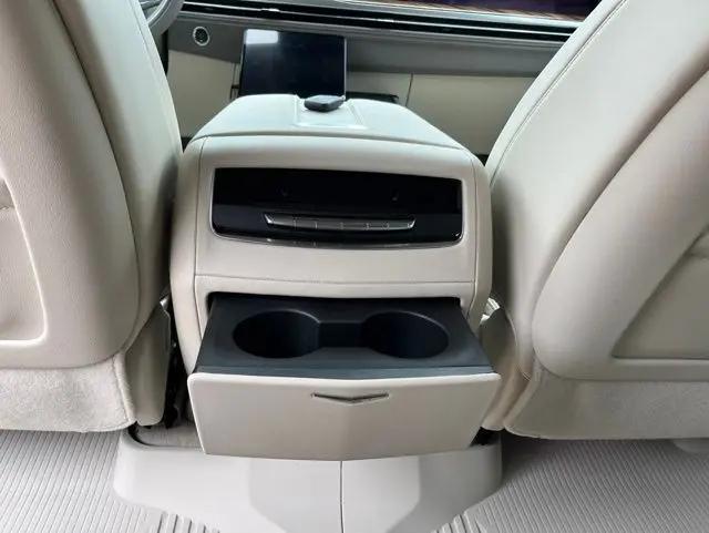 2026 Cadillac Escalade ESV Platinum Sport