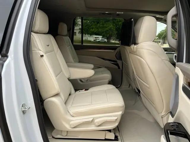 2026 Cadillac Escalade ESV Platinum Sport