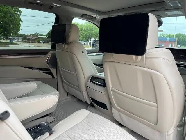 2026 Cadillac Escalade ESV Platinum Sport