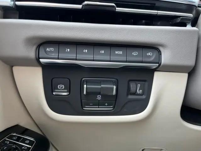 2026 Cadillac Escalade ESV Platinum Sport