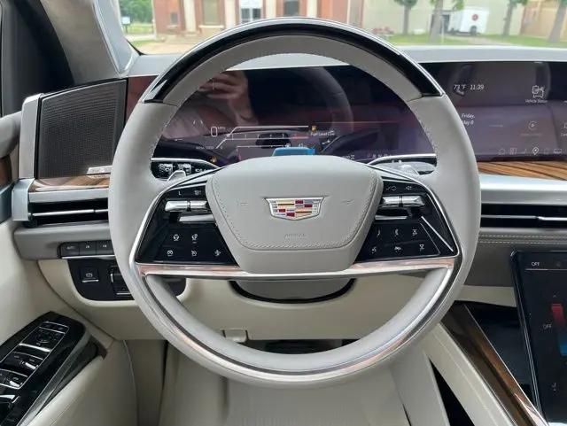 2026 Cadillac Escalade ESV Platinum Sport