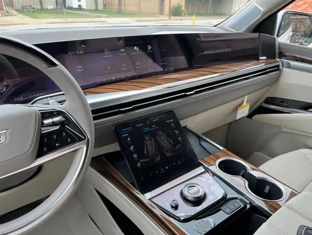 2026 Cadillac Escalade ESV Platinum Sport