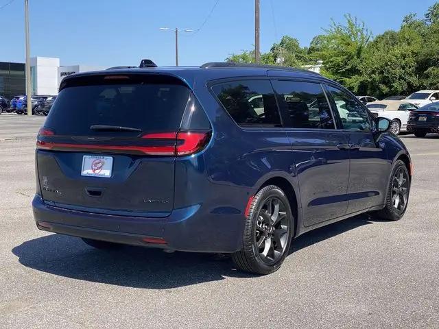 2025 Chrysler Pacifica Limited
