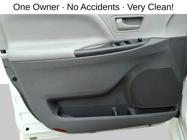 2020 Toyota Sienna L