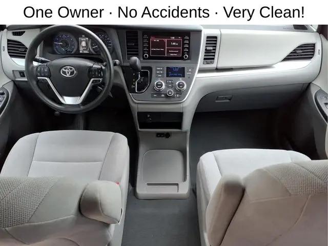 2020 Toyota Sienna L