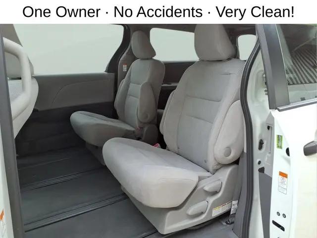 2020 Toyota Sienna L