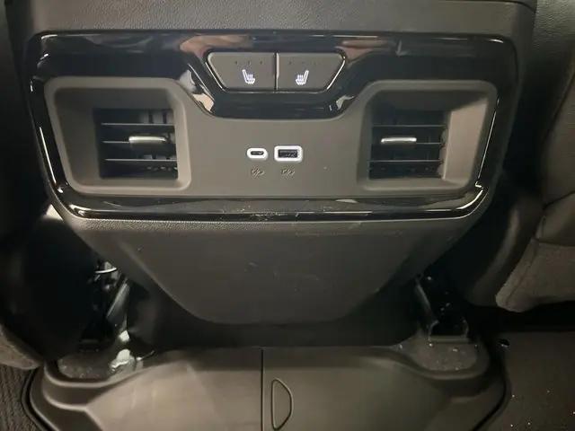 2026 GMC Sierra 1500 Crew Cab, Short Bed, AT4, 4WD