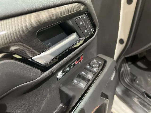 2026 GMC Sierra 1500 Crew Cab, Short Bed, AT4, 4WD