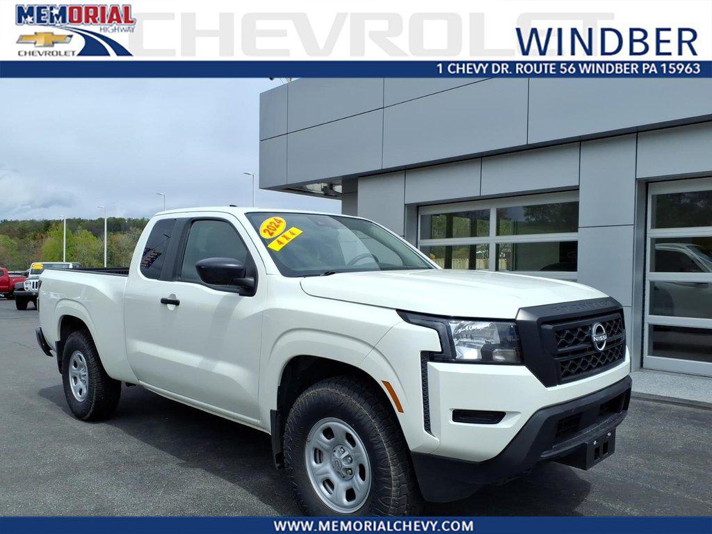 Glacier White 2024 Nissan Frontier S King Cab 4WD Pickup Truck Four-Wheel Drive Automatic