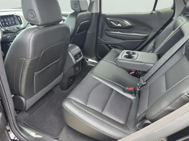 2024 GMC Terrain AWD SLT