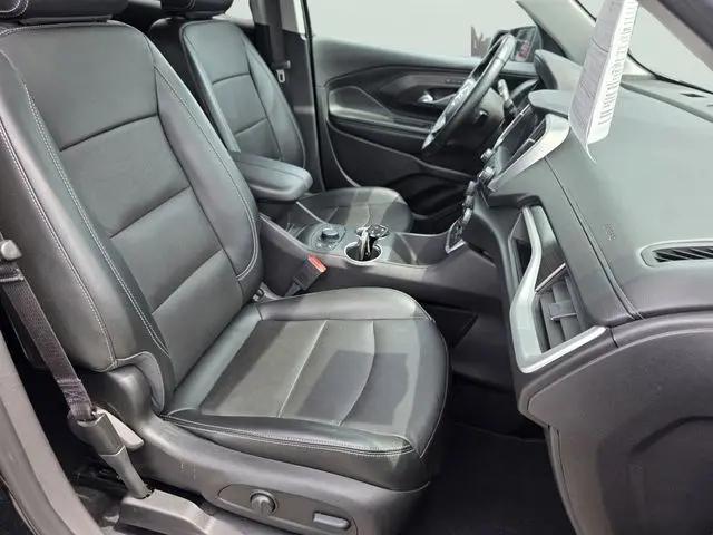 2024 GMC Terrain AWD SLT