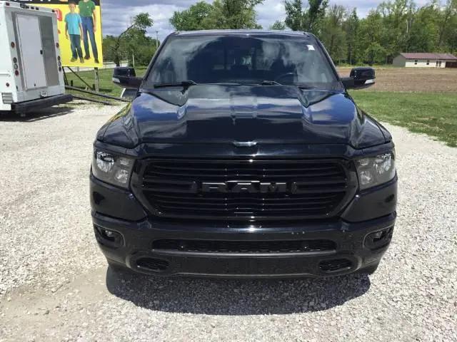 2020 Ram 1500 Big Horn Crew Cab 4x4 5'7" Box