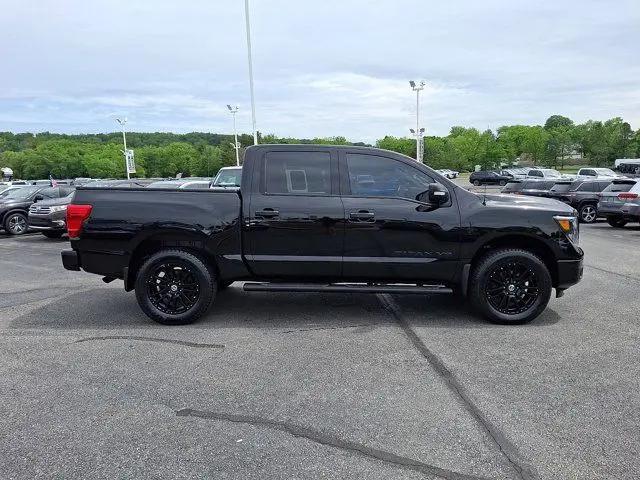 2018 Nissan Titan SL