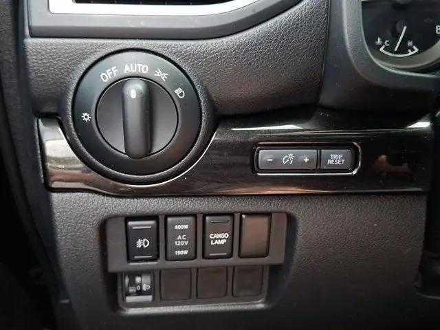 2018 Nissan Titan SL