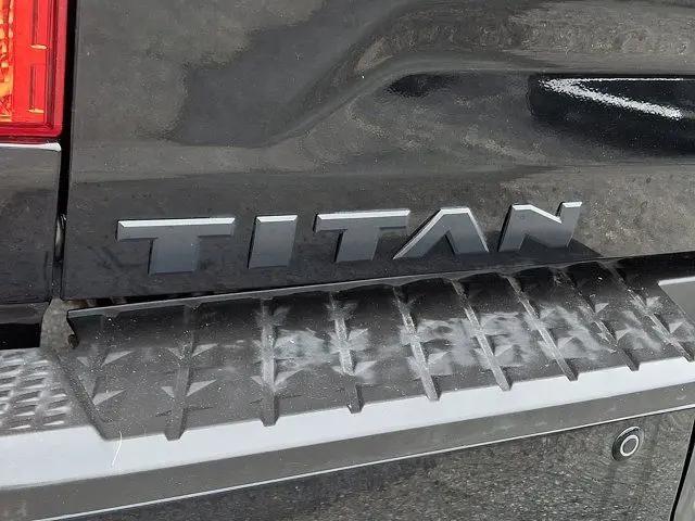 2018 Nissan Titan SL