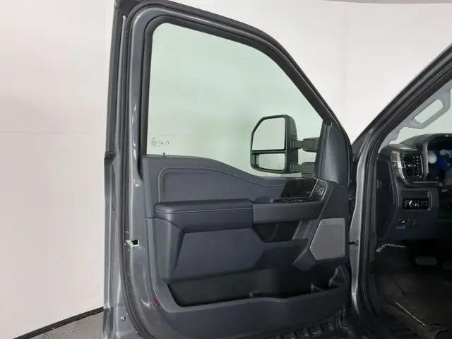 2025 Ford F-450 LARIAT