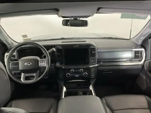 2025 Ford F-450 LARIAT