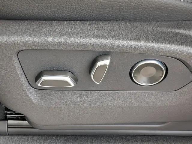 2026 GMC Yukon 4WD Denali