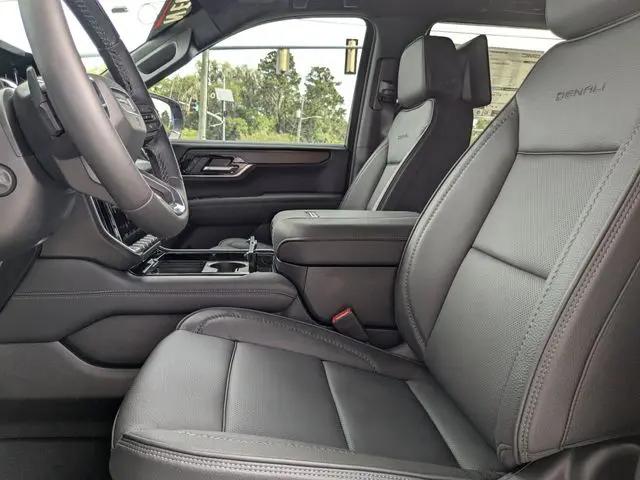 2026 GMC Yukon 4WD Denali