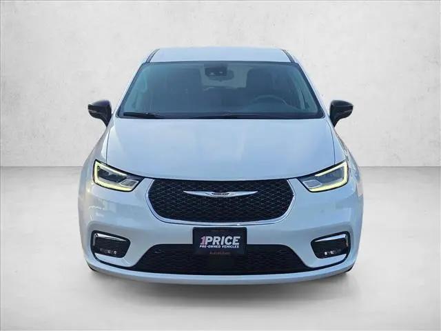 2024 Chrysler Pacifica Hybrid Select
