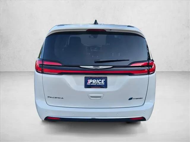 2024 Chrysler Pacifica Hybrid Select