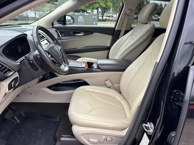 2019 Lincoln Nautilus Reserve