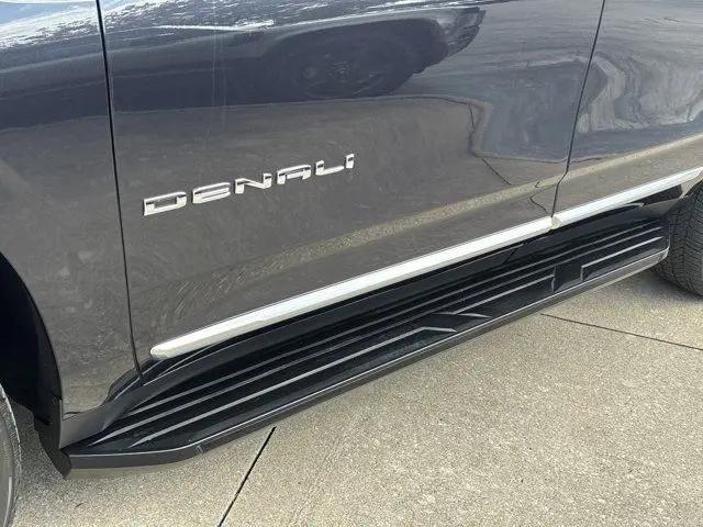 2024 GMC Yukon 4WD Denali